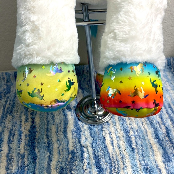 🦄 HugFun 24” Adorable Unicorn you can hug and cuddle with! - Picture 9 of 13